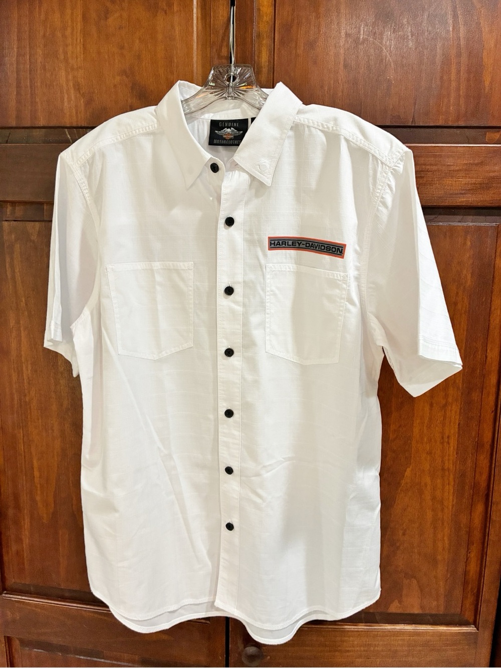 Harley-Davidson White Short-Sleeve Button Down Shirt with Black Buttons